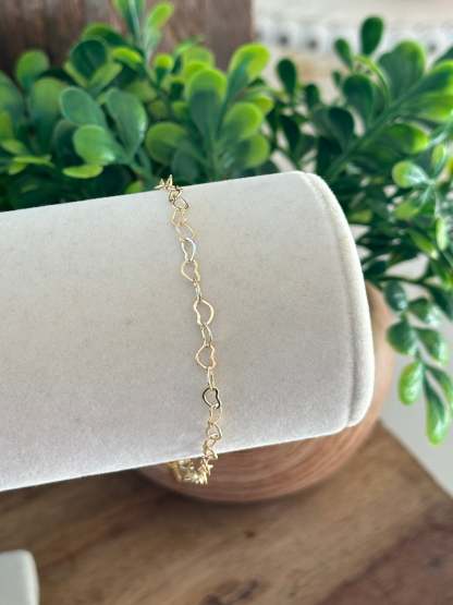 Mea szív alakú szemek karkötő