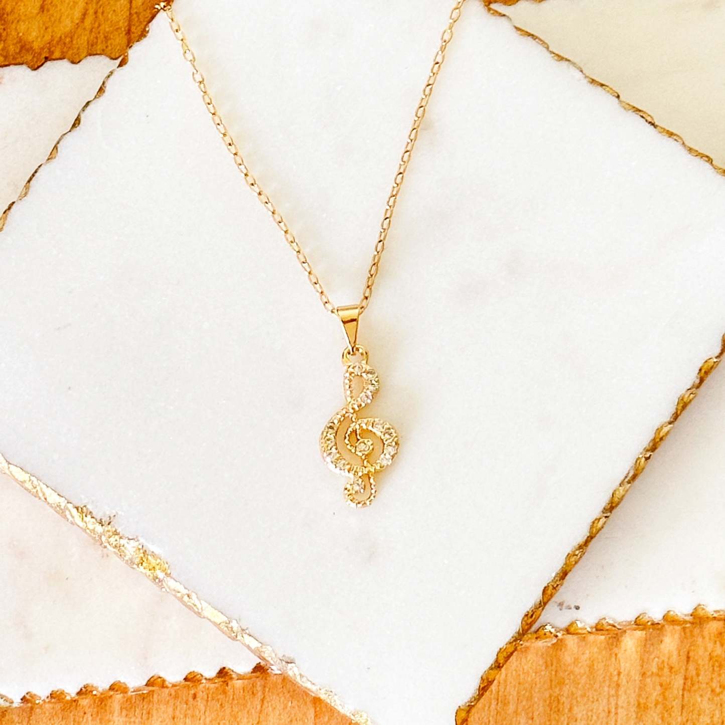 Aria violinkulcs medál nyaklánc