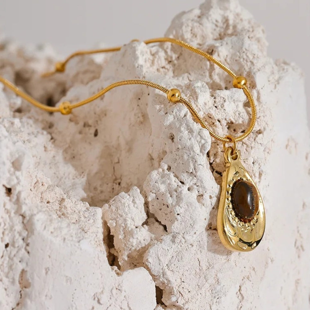 Vintage arany tigriskő medál nyaklánc