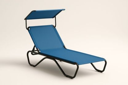 Chaise longue en acier avec pare-soleil bleu