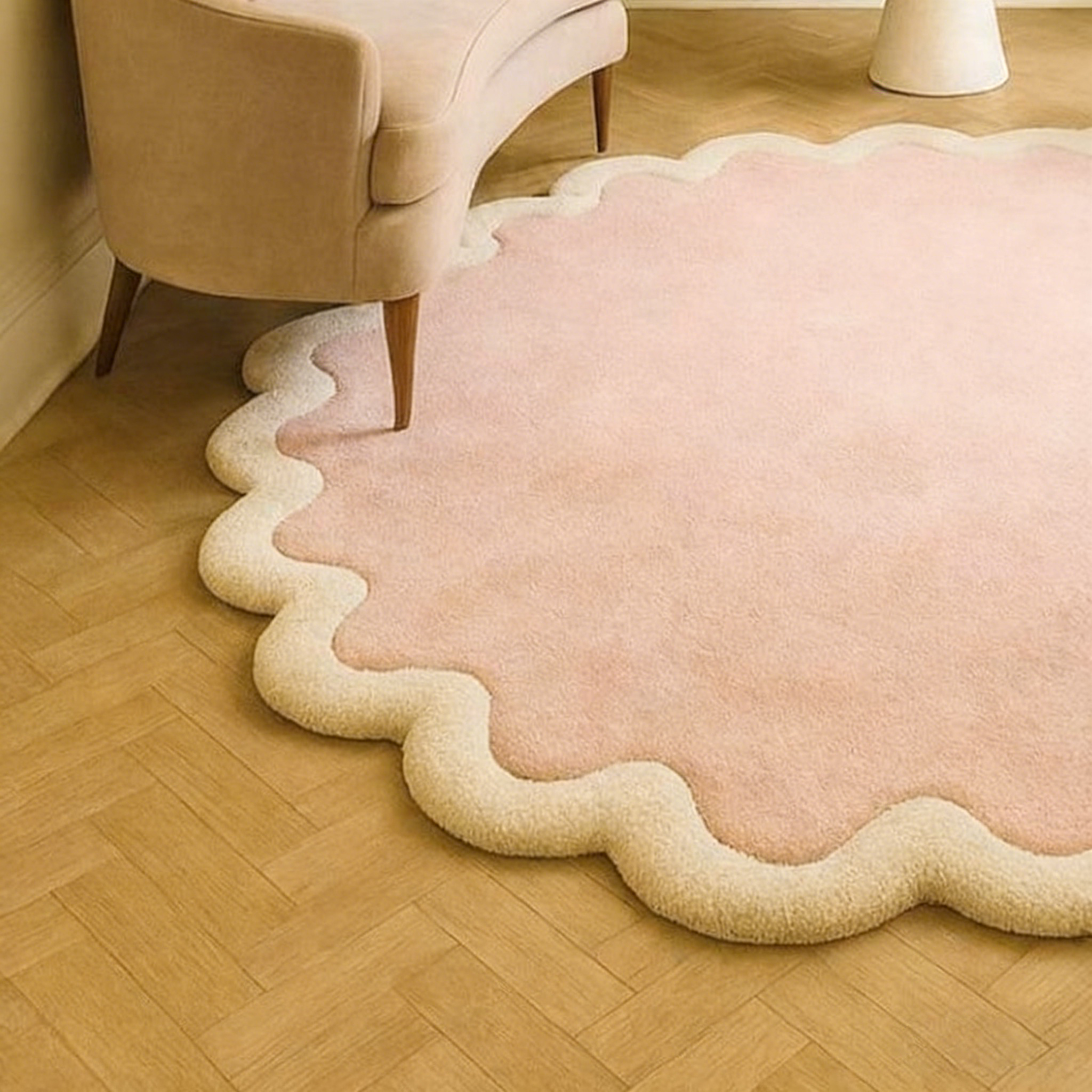 Tapis en laine tufté main 5 x 7 cm | Bordure ondulée festonnée rose