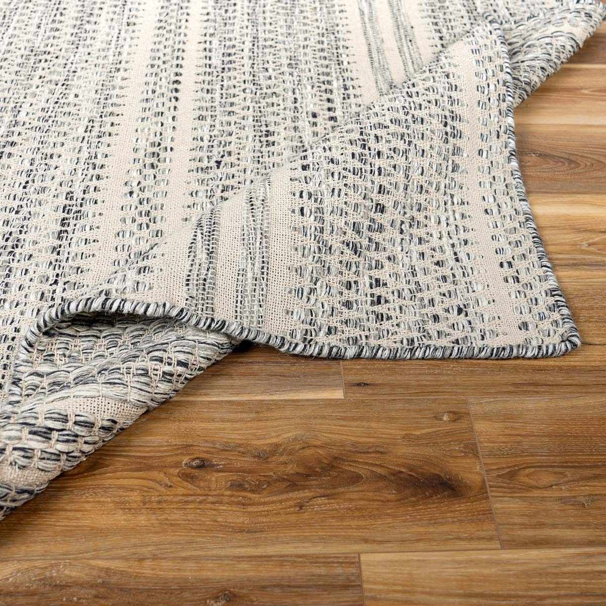 Tapis en laine arabe