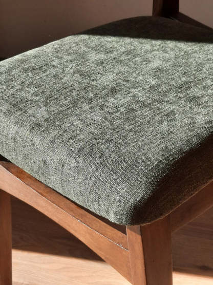 Chaise vintage type 200/100B conçue par M. Zieliński, milieu du siècle, années 1960. Personnalisation !