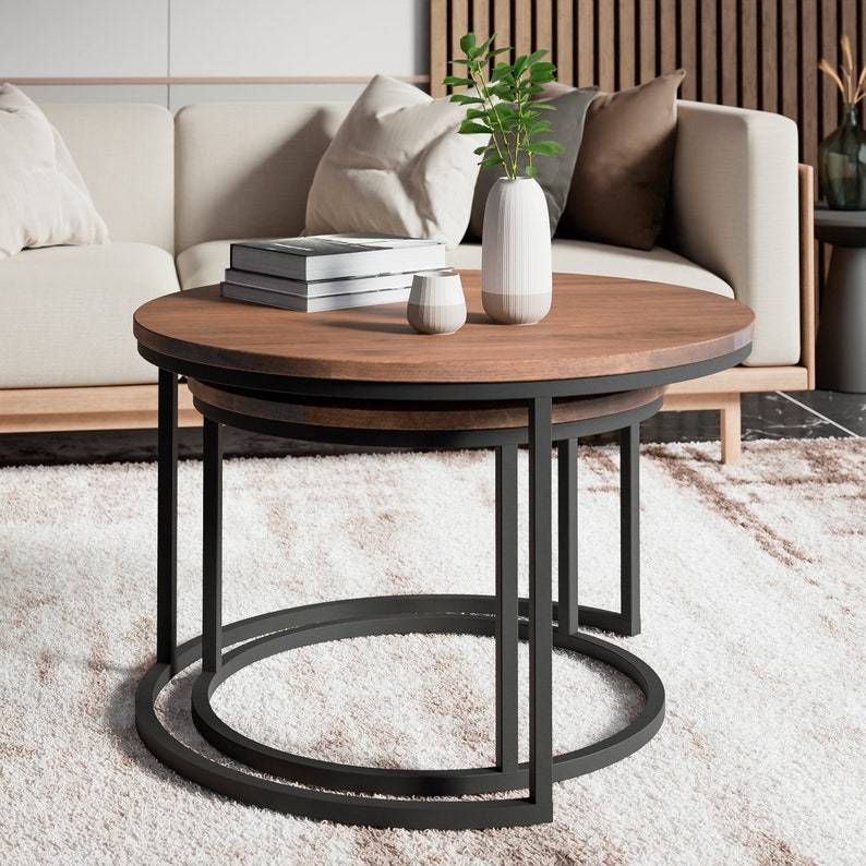 Table basse gigogne ronde, ensemble de tables basses rondes en bois, table basse en chêne foncé, table basse en chêne massif, table basse en chêne massif et métal