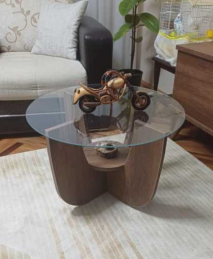 Table basse en bois en forme d'étoile en verre trempé