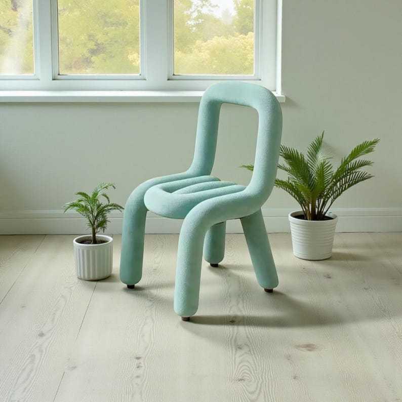 Chaise sculpturales modernes allient confort optimal et style