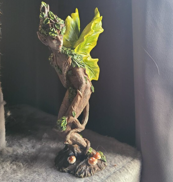 Resin Dryad Fairy Figurine - Fantasy Garden Decor