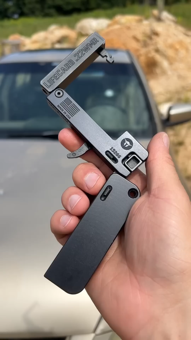Folding Credit Card -toy