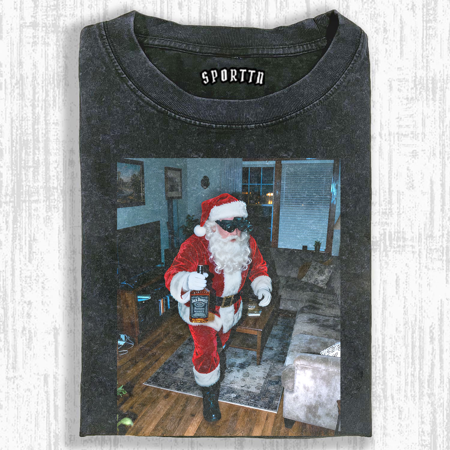 When Santa Loves Whiskey V2 Tee/Sweatshirt/Hoodie