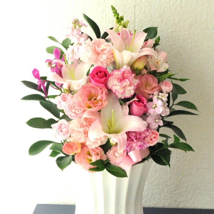 【最短翌日★昼12時〆】花 ギフト 誕生日 バラ50本花束 選べる 旬のアレンジ バレンタイン ホワイトデー 卒業式 入学式 花束 プレゼント バラ フラワーギフト フラワーアレンジメント ブーケ 本数指定 お花 薔薇 送料無料 おしゃれ プロポーズ 結婚記念日 生花 還暦祝い FKAA