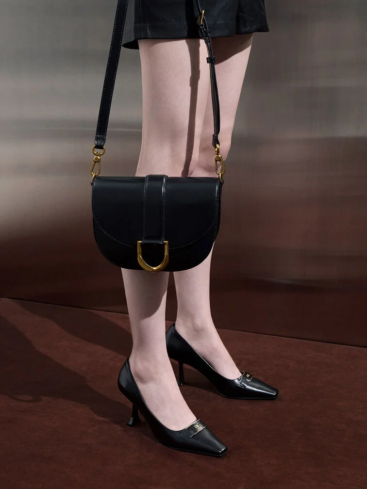 Gabine Leather Saddle Bag - black