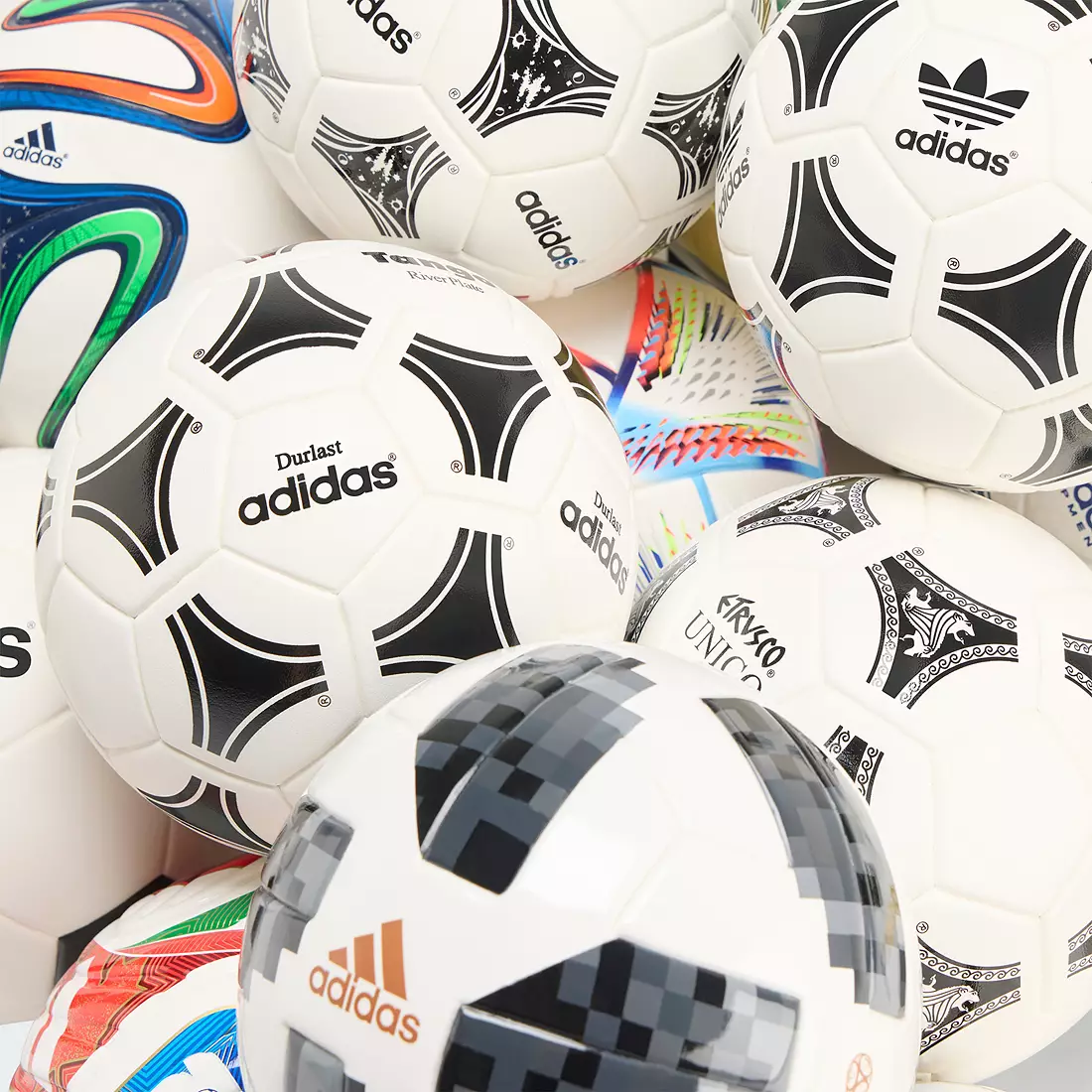 adithtdas FIFA World Cup Historical Mini Soccer Ball Set