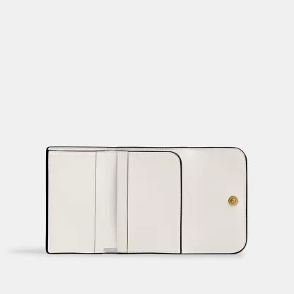 COACH®,Essential Card Holder Wallet,Leather,Calfskin Leather,Card Case,Bi Fold,Logo,Metal,Casual,White,Inside View,Top View