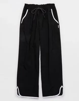 OFFLINE By Aerie Nice Moves Track Pant - True Black