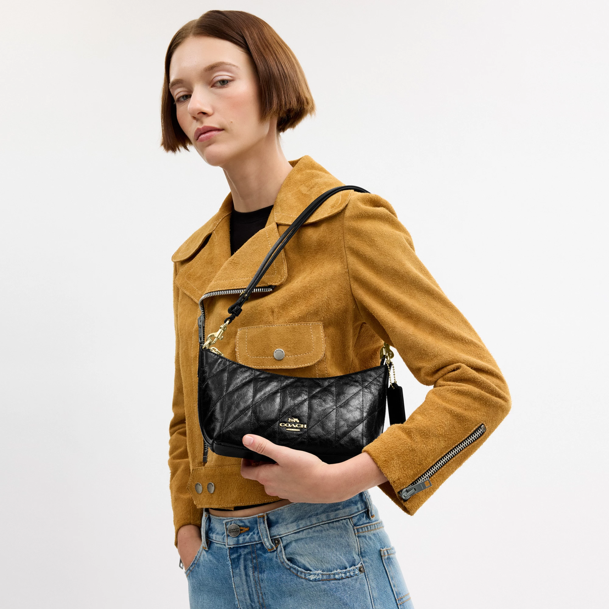 COACH®,Caitlin Shoulder Bag With Quilting,Lining Recycled Polyester,Recycled Polyester,Shoulder Bag,Logo,Chain Detail,Shou...,Black,Detail View