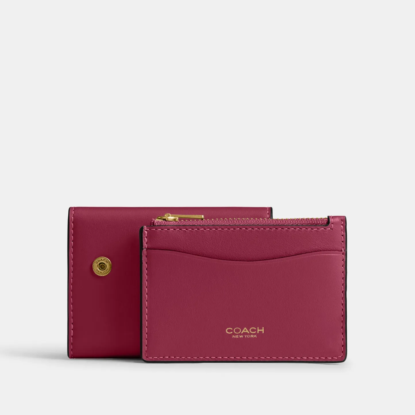 COACH®,Essential Card Holder Wallet,Leather,Calfskin Leather,Card Case,Bi Fold,Logo,Metal,Casual,,Angle View