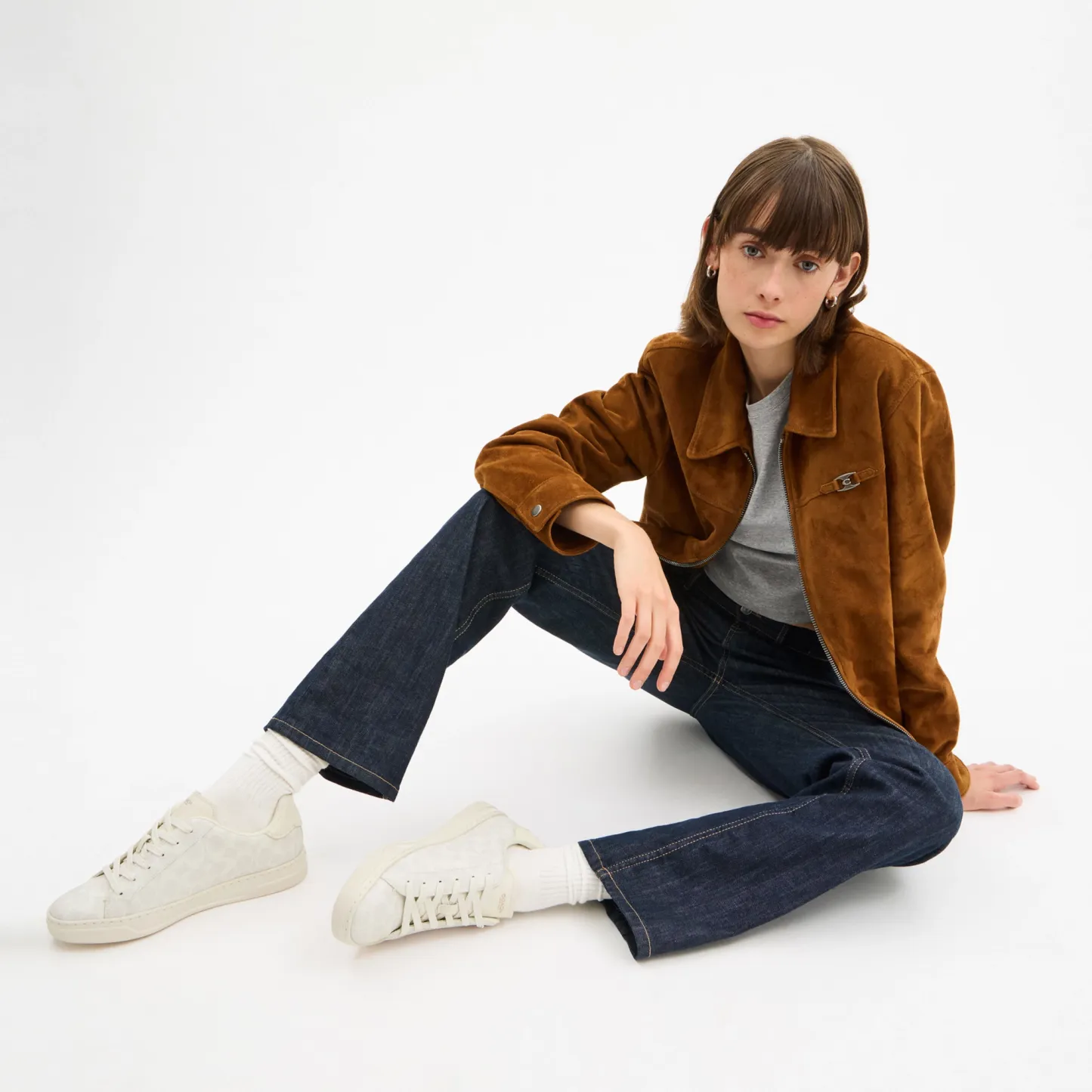 COACH®,High Line Sneaker In Signature Canvas,EVA,Canvas,Leather,Casual,Fabric,Logo,Pull Tab,Casual,Cream,Detail View