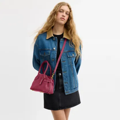 COACH®,Soft Empire Carryall Bag 21,Calfskin Leather,Leather,Suede,Carryall,Metal Material,3D Embellishment,Metal,Pendant,E...,,Detail View