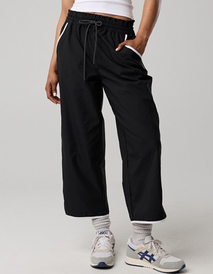 OFFLINE By Aerie Nice Moves Track Pant - True Black