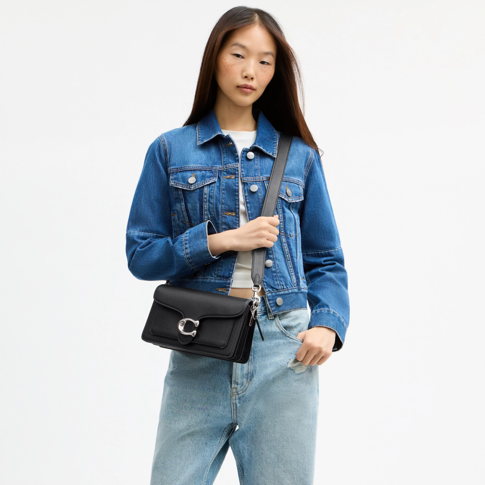 COACH®,Tabby Shoulder Bag 26,Leather,Shoulder Bag,Crossbody,Logo,Gusset,Gold Metal,Casual,Black