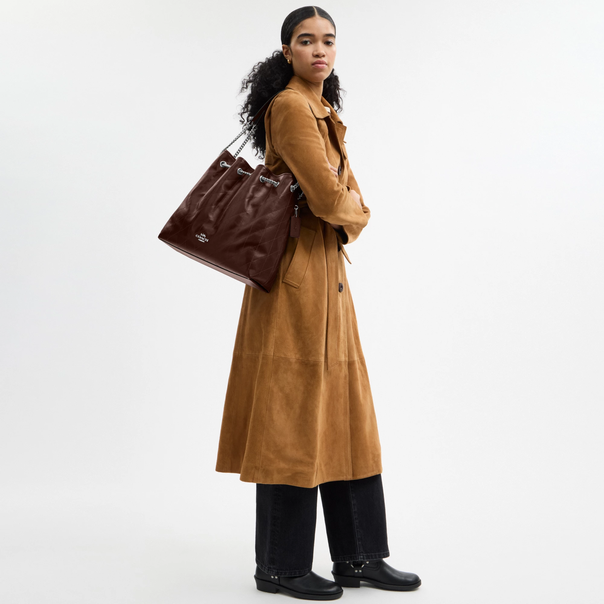 COACH®,Evelyn Large Shoulder Bag With Quilting,Leather,Bucket,Metal,Logo,Day Party,Brown,Detail View