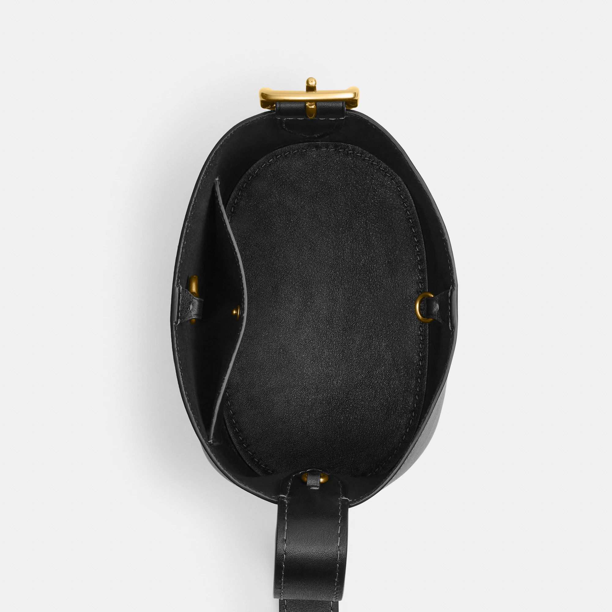 COACH®,Bleecker Bucket Bag 21,Leather,Bucket,Adjustable,Compact,Removable Pouch,Gold Metal,Casual,Black,Inside View,Top View