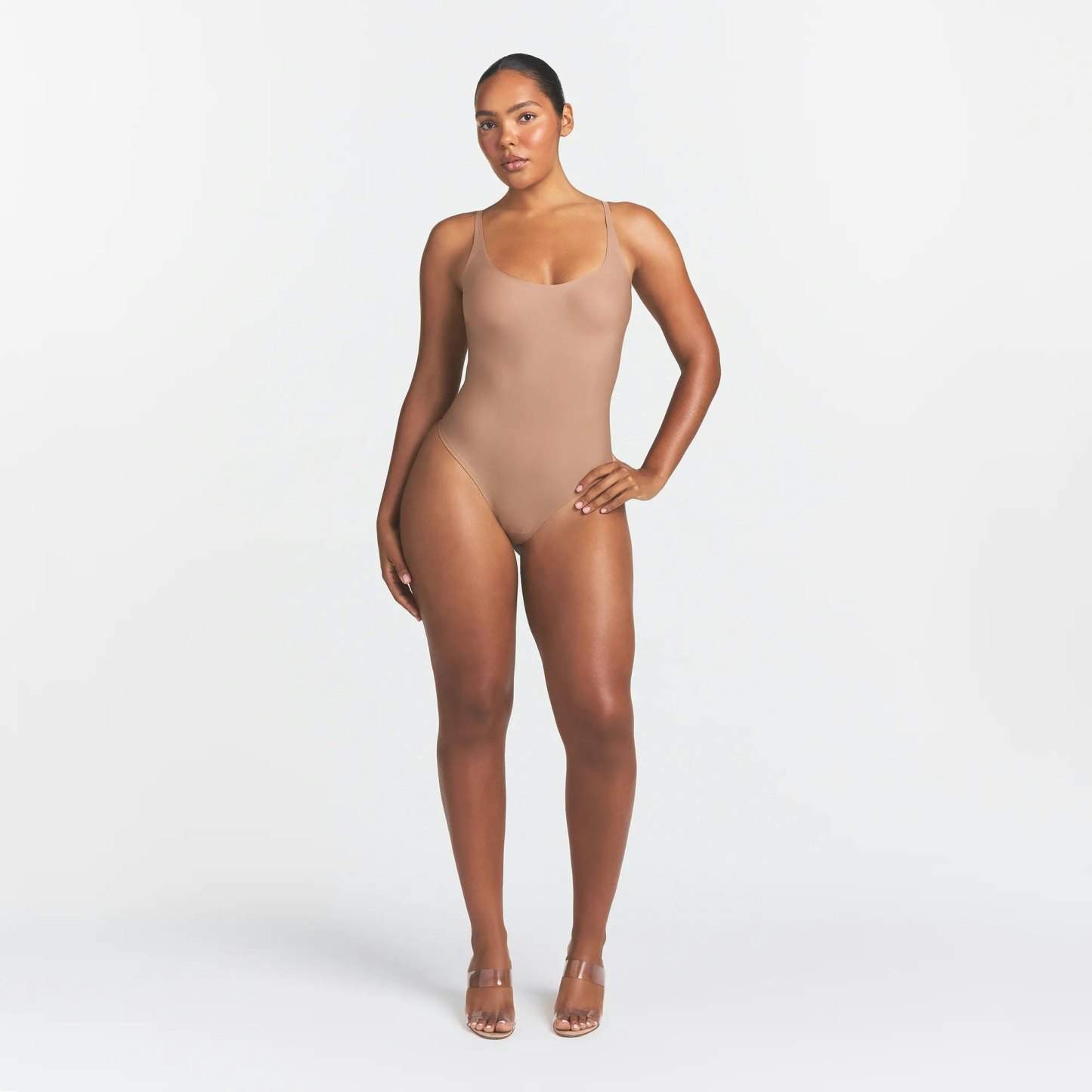 SKIMS BODY SCOOP LOW BACK THONG BODYSUIT - SIENNA