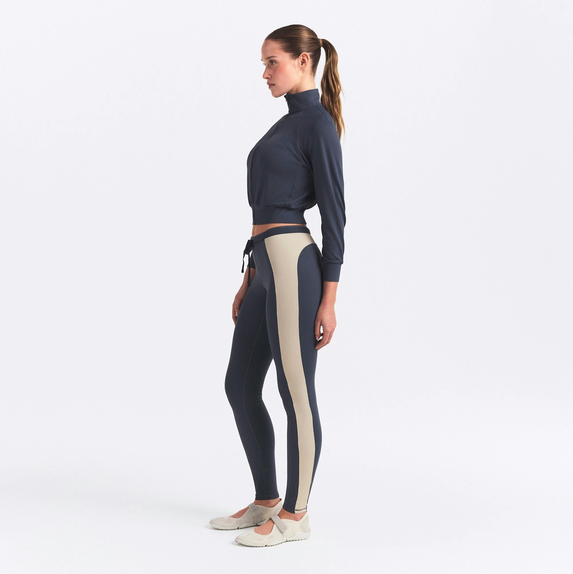 NikeSKIMS MATTE SHINE MIX 29" LEGGING - DEEP ROYAL AND STONE - image 4