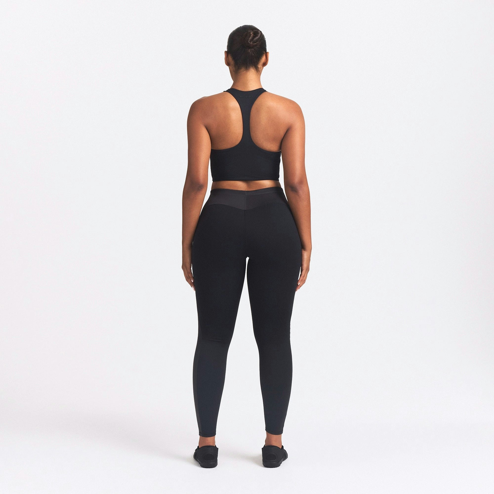 NikeSKIMS MATTE SHINE MIX 29" LEGGING - OBSIDIAN AND IGNEOUS - image 12