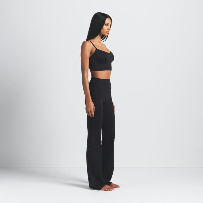 NikeSKIMS MATTE SLIM FLARE LEGGING - OBSIDIAN - image 6