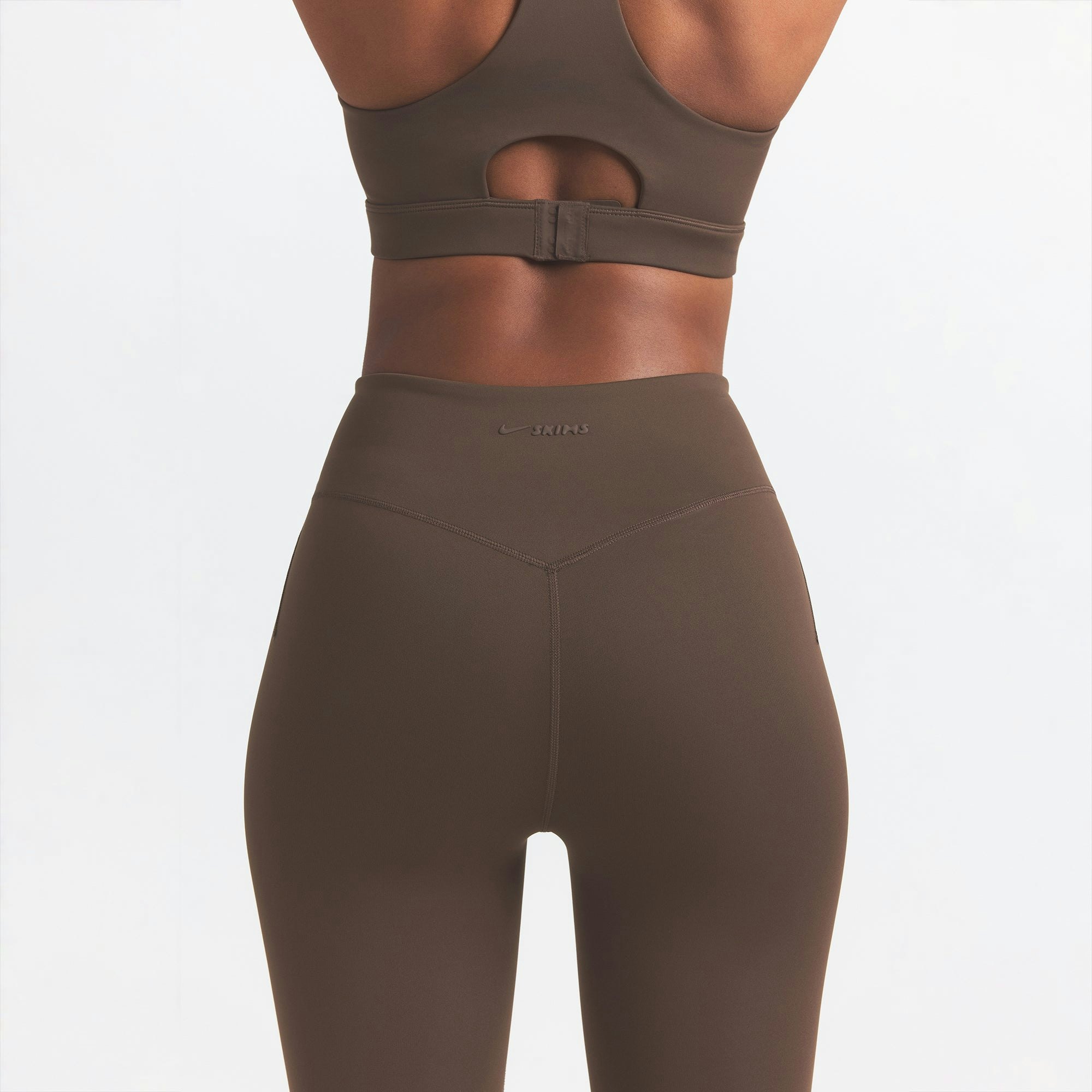 NikeSKIMS MATTE 29" LEGGING - DARK SEPIA - image 10