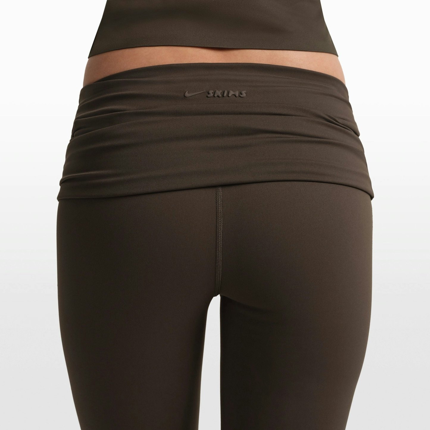 NikeSKIMS MATTE FOLDOVER SLIM FLARE LEGGING - DARK SEPIA - image 9