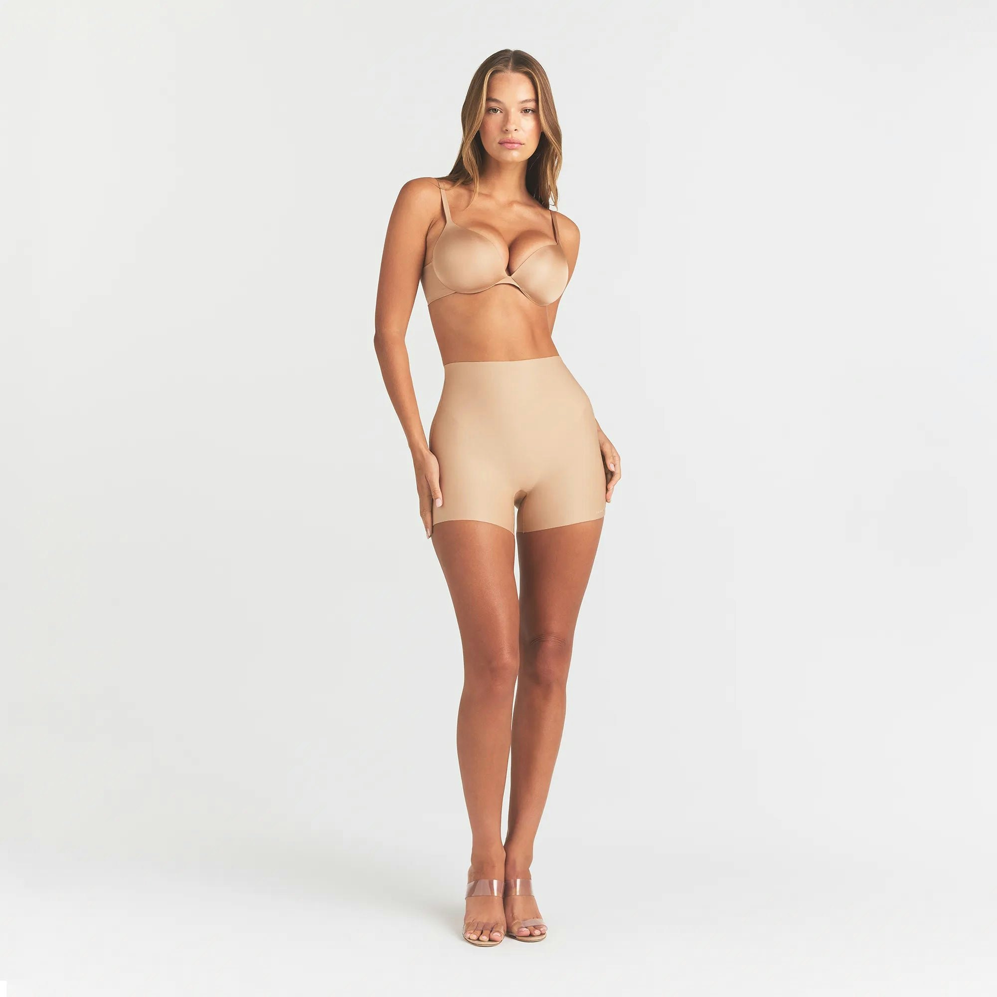 SKIMS BODY CORE SCULPT SHORTIE - CLAY
