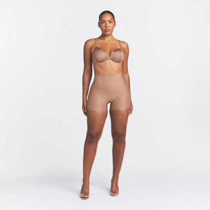 SKIMS BODY CORE SCULPT SHORTIE - SIENNA