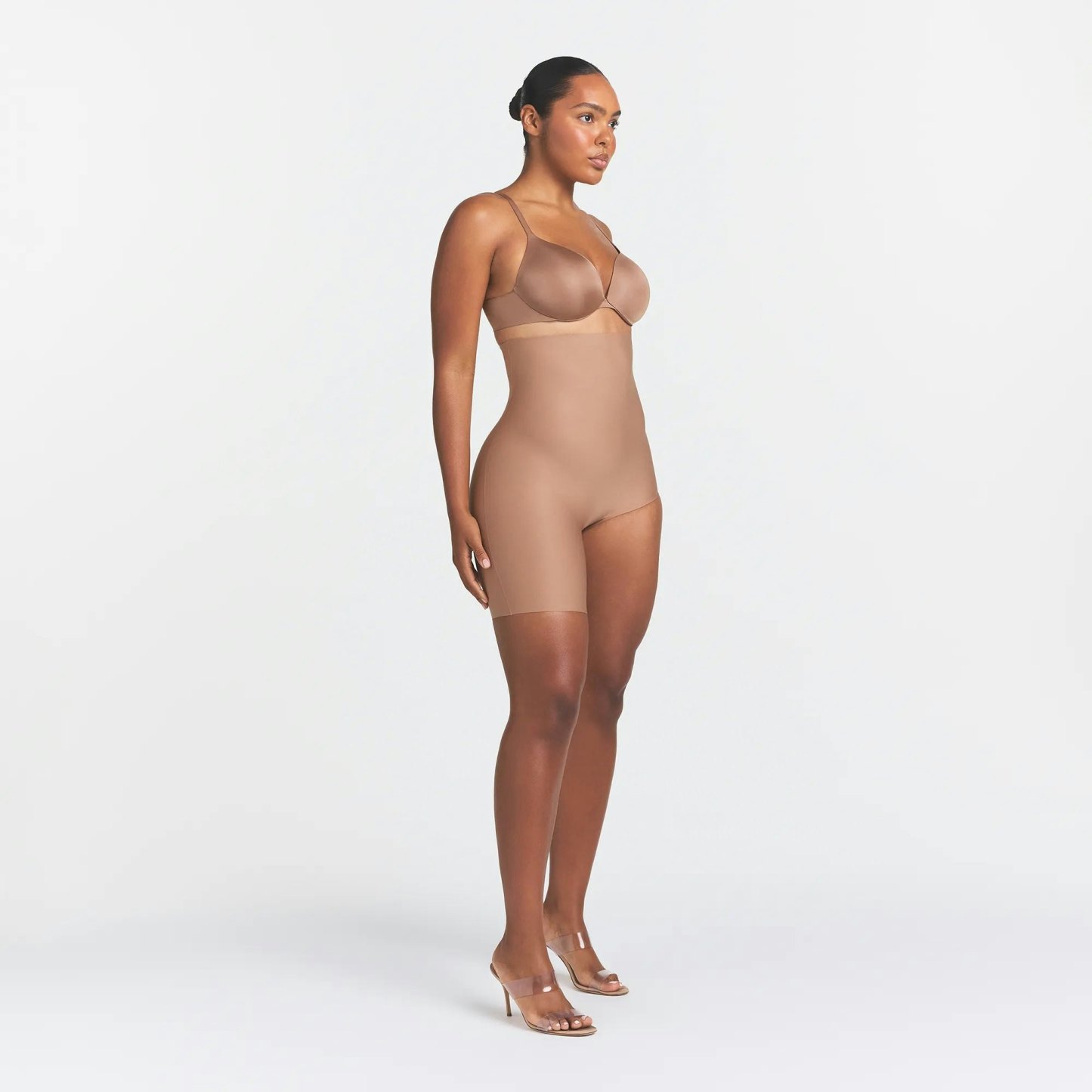 SKIMS BODY LEFT LEG SOLUTION SHORT - SIENNA