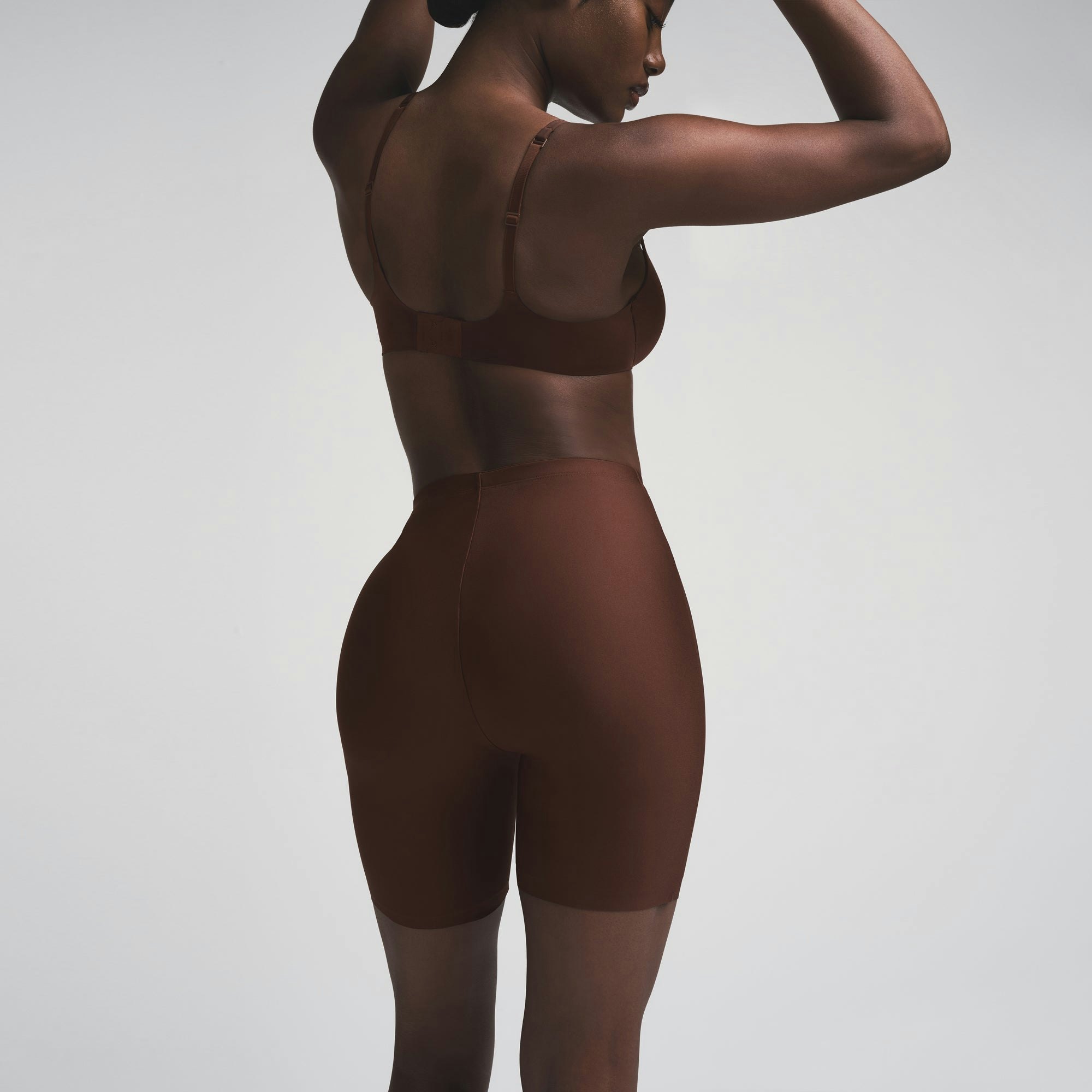 SKIMS BODY BUTT ENHANCING PADDED SHORT - COCOA