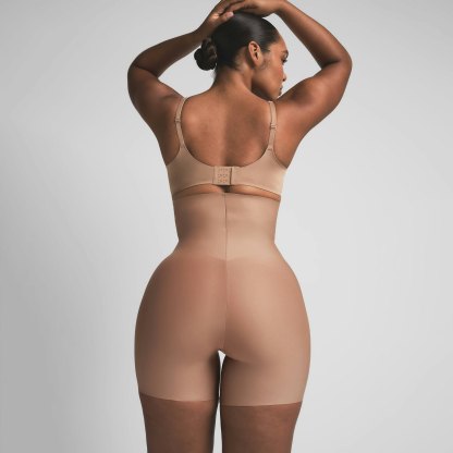 SKIMS BODY CORE SCULPT HIGH-WAISTED SHORT - SIENNA