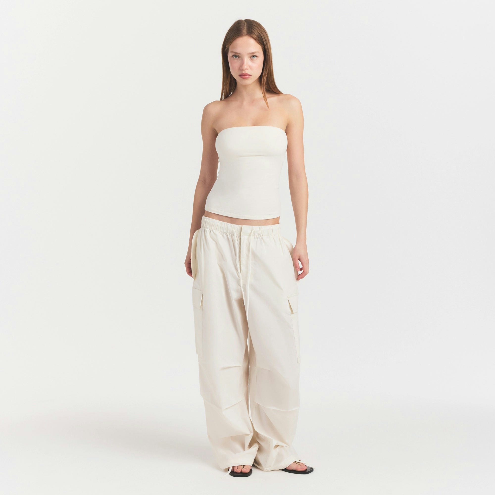 WOVEN COTTON OVERSIZED LOW RISE CARGO PANT - EGRET - image 11