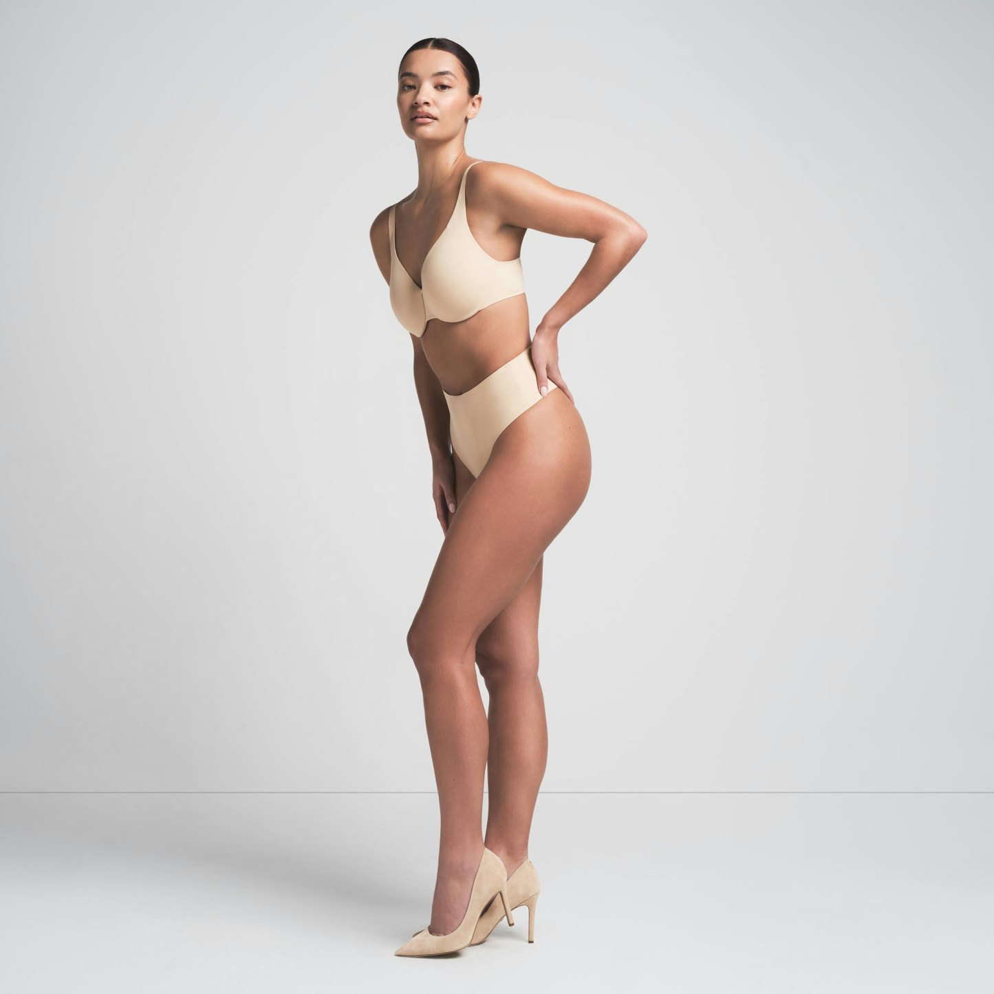 SMOOTHING INTIMATES UNLINED MINIMIZER BRA - SAND - image 9