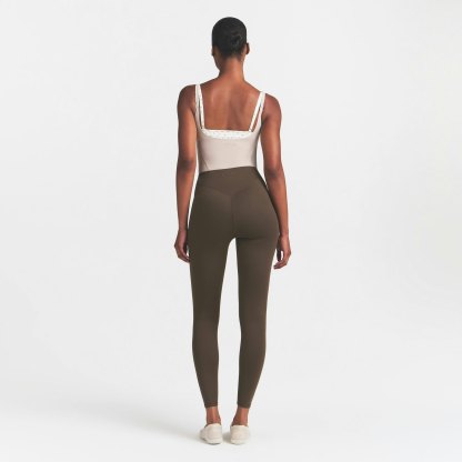 NikeSKIMS MATTE CORSET 26" LEGGING - DARK SEPIA - image 18