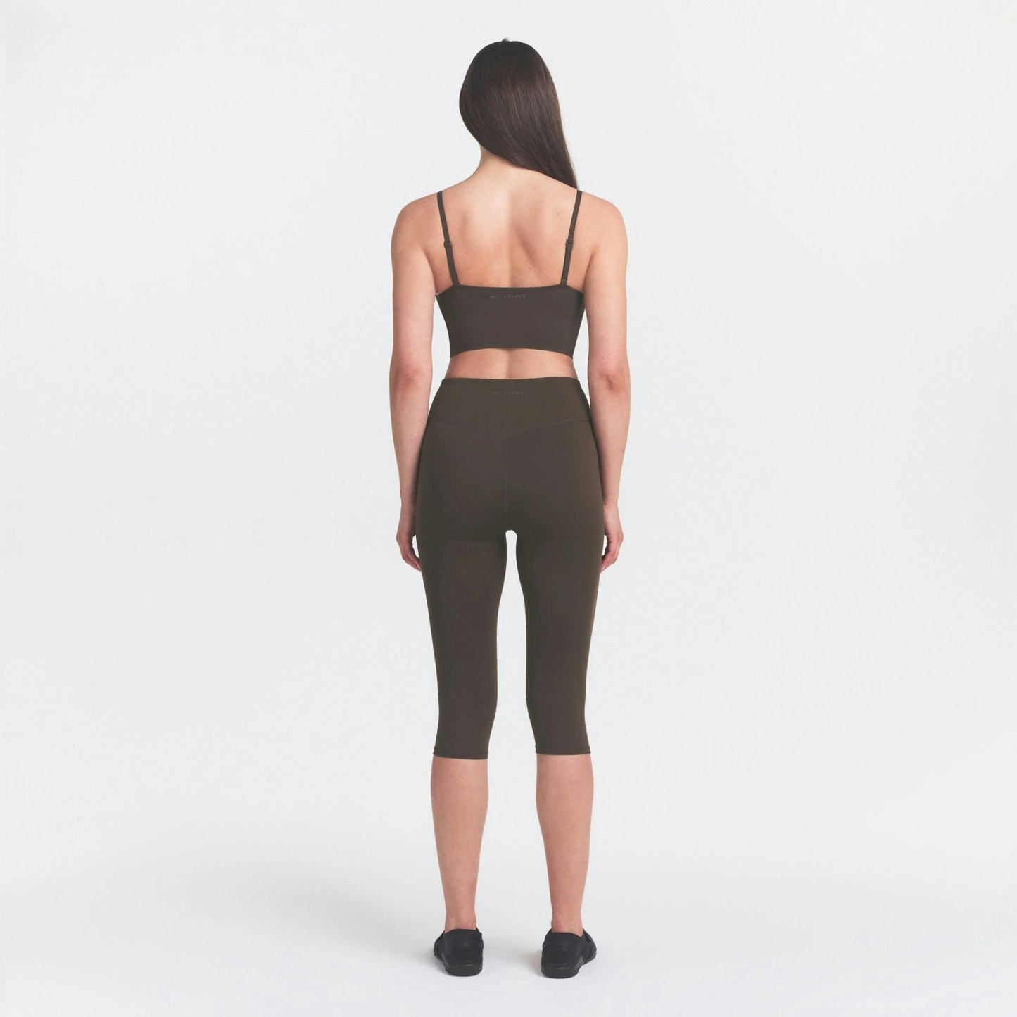 NikeSKIMS MATTE CROP 17" LEGGING - DARK SEPIA - image 18