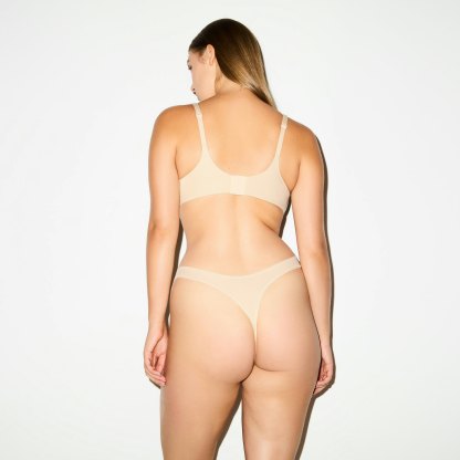 SKIMS ULTIMATE NIPPLE WIRELESS PUSH-UP BRA - SAND - image 10