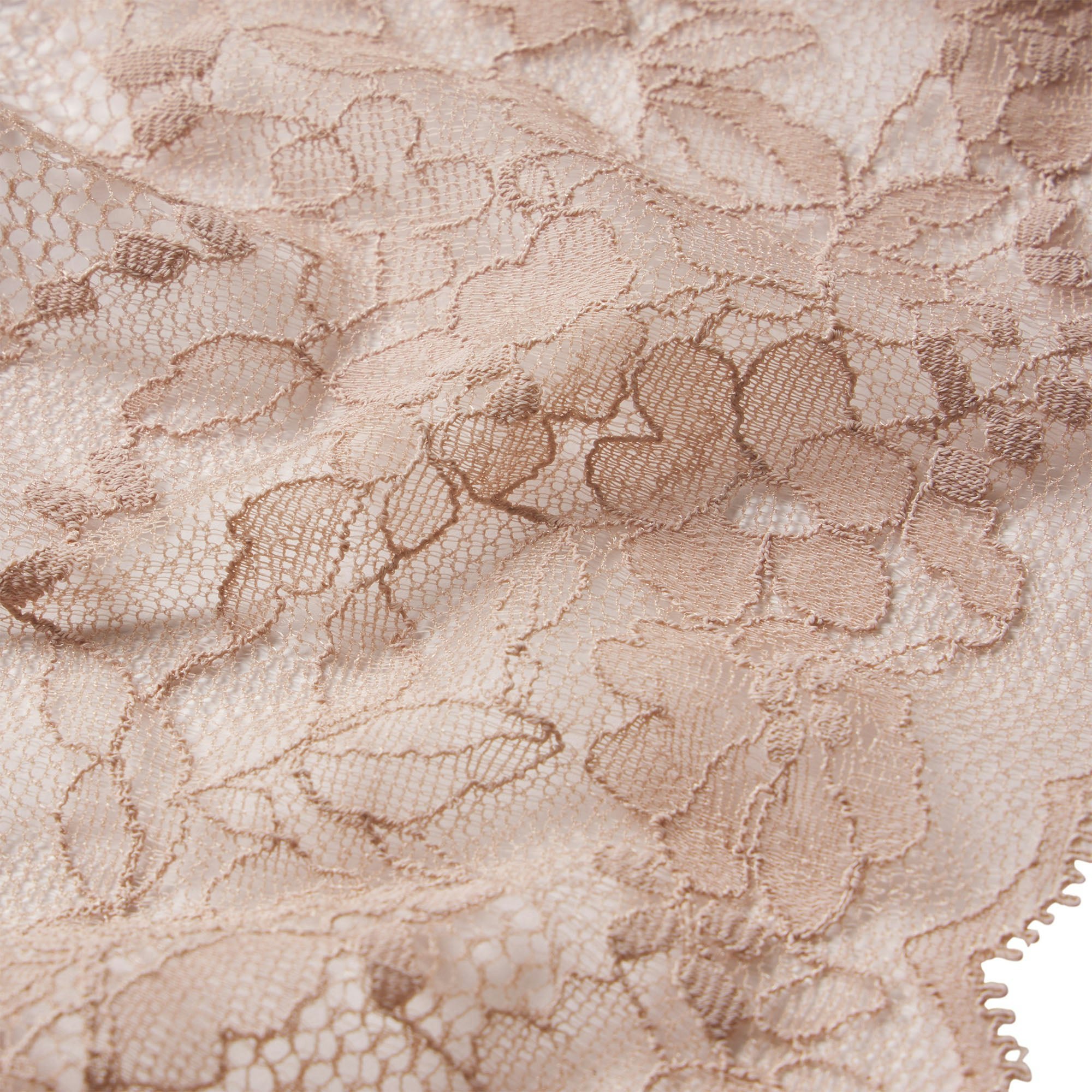 SKIMS LACE THONG - FAWN