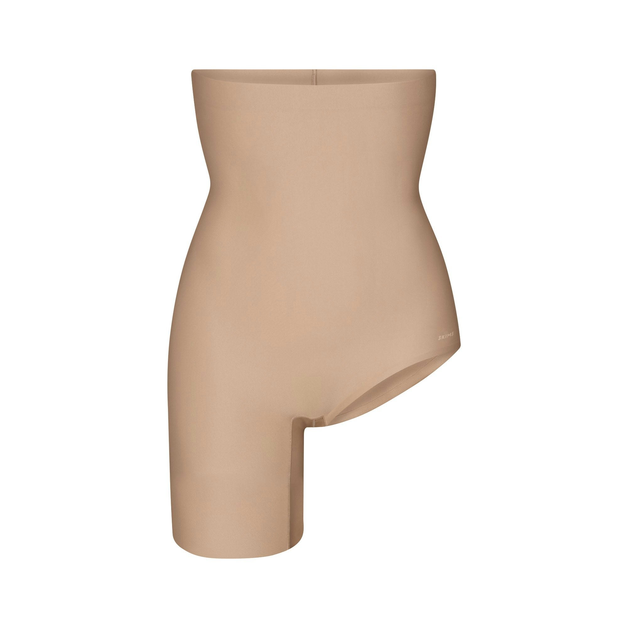 SKIMS BODY LEFT LEG SOLUTION SHORT - CLAY