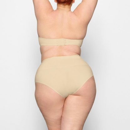 SMOOTHING INTIMATES HIGH-WAISTED BRIEF - SAND
