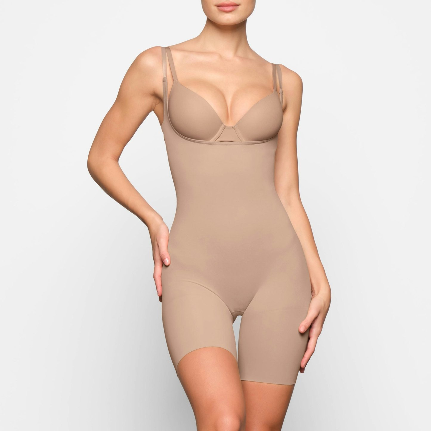 SEAMLESS SCULPT BUTT LIFTING OPEN BUST BODYSUIT - CLAY