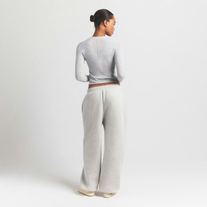 FEATHERWEIGHT CASHMERE CARDIGAN - LIGHT HEATHER GREY - image 8