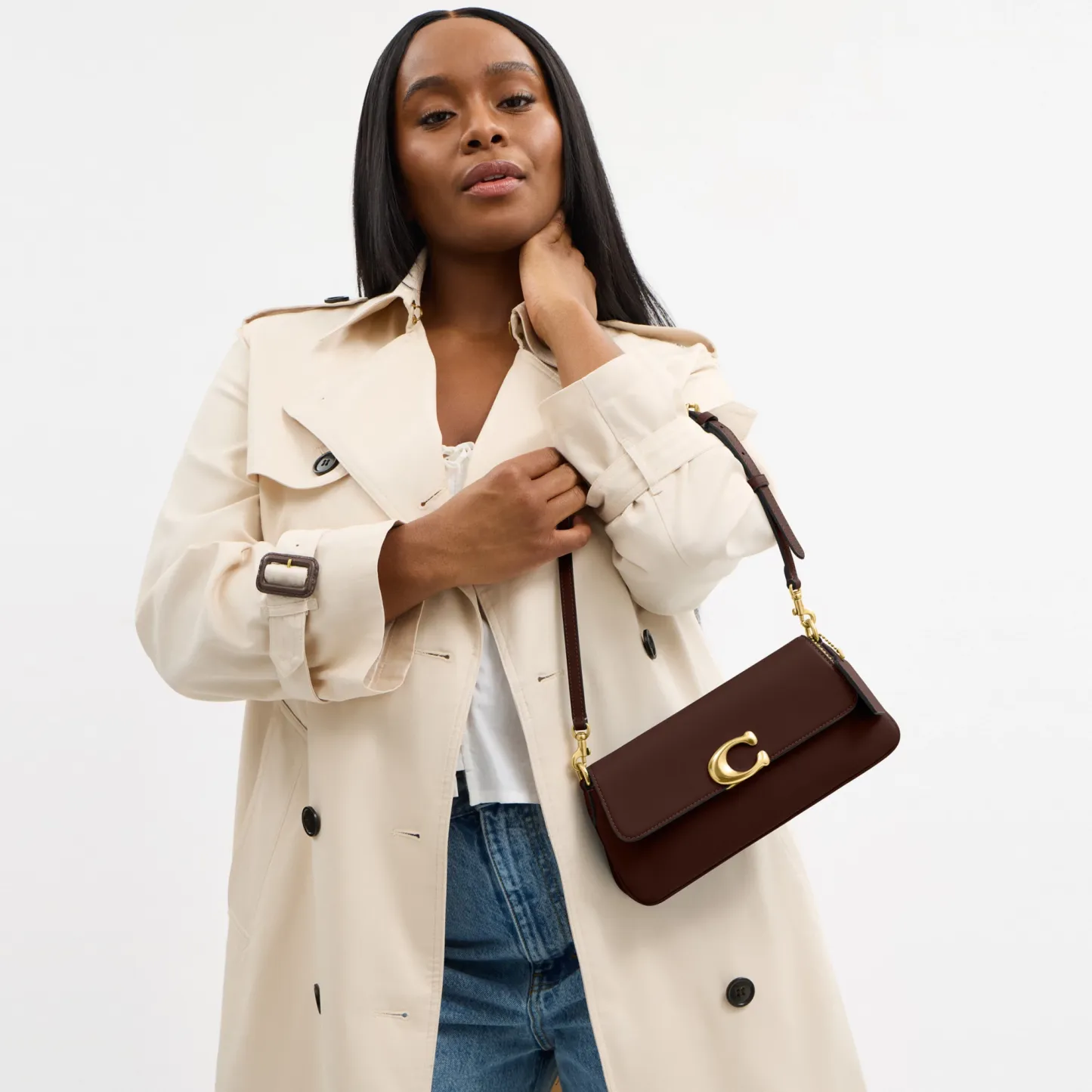 COACH®,Jet Shoulder Bag,Calfskin Leather,Shoulder Bag,Logo,Metal,Gold Metal,Casual,Brown,Detail View