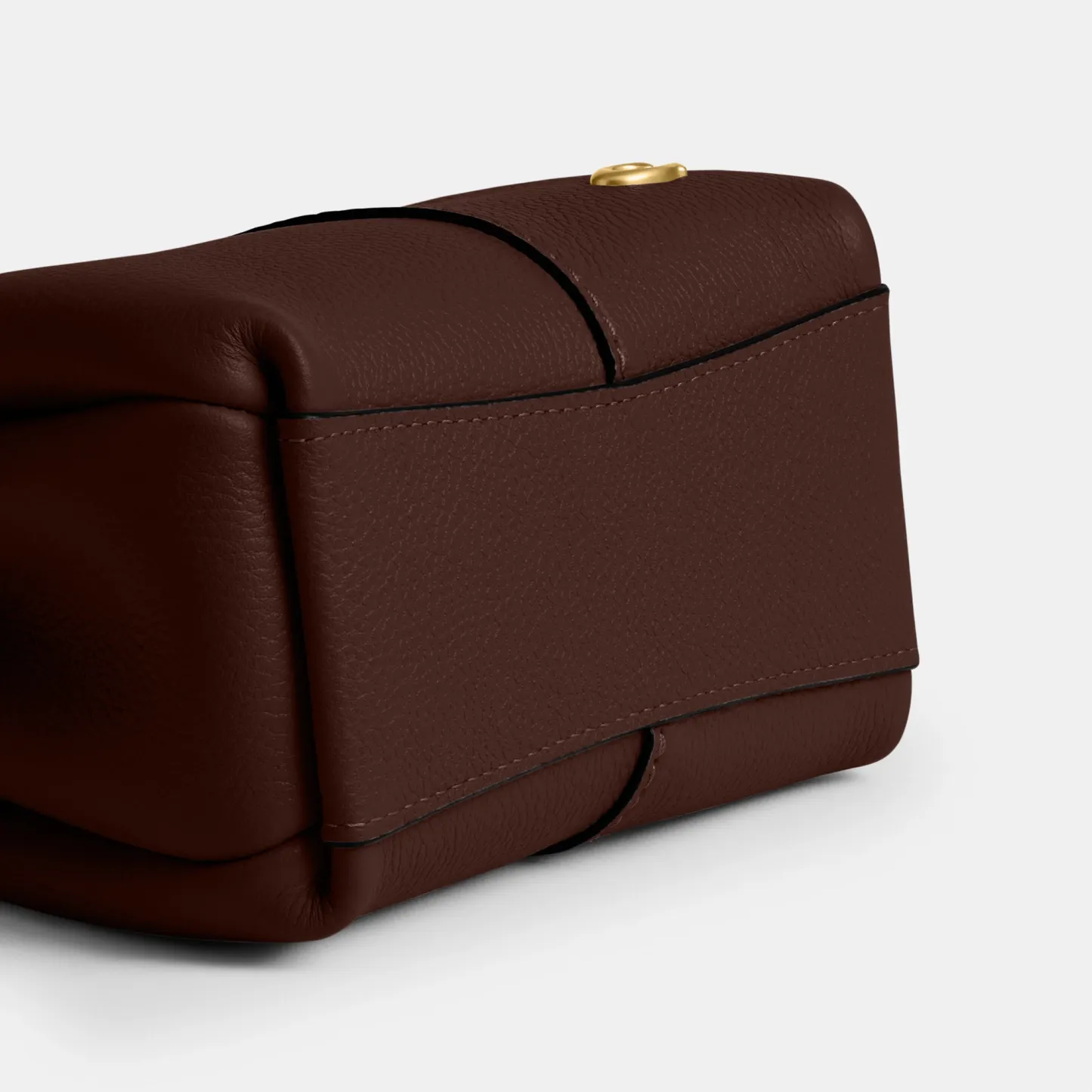 COACH®,Lana Shoulder Bag 19,Leather,Crossbody,Metal,Logo,Shoulder Guard,Brass,Casual,Brown,Outsole View