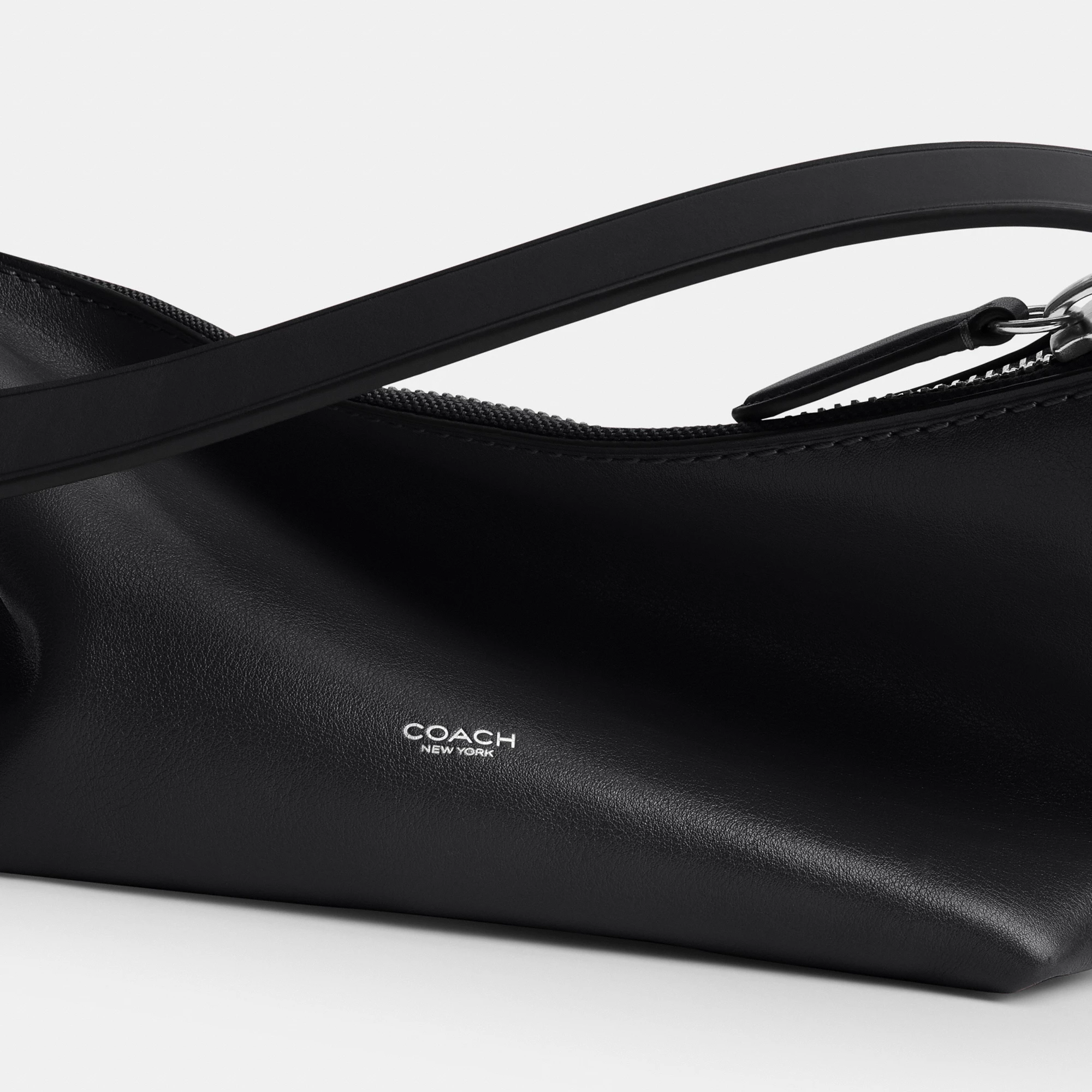 Mott Sling Bag 22 - BLK - view 6